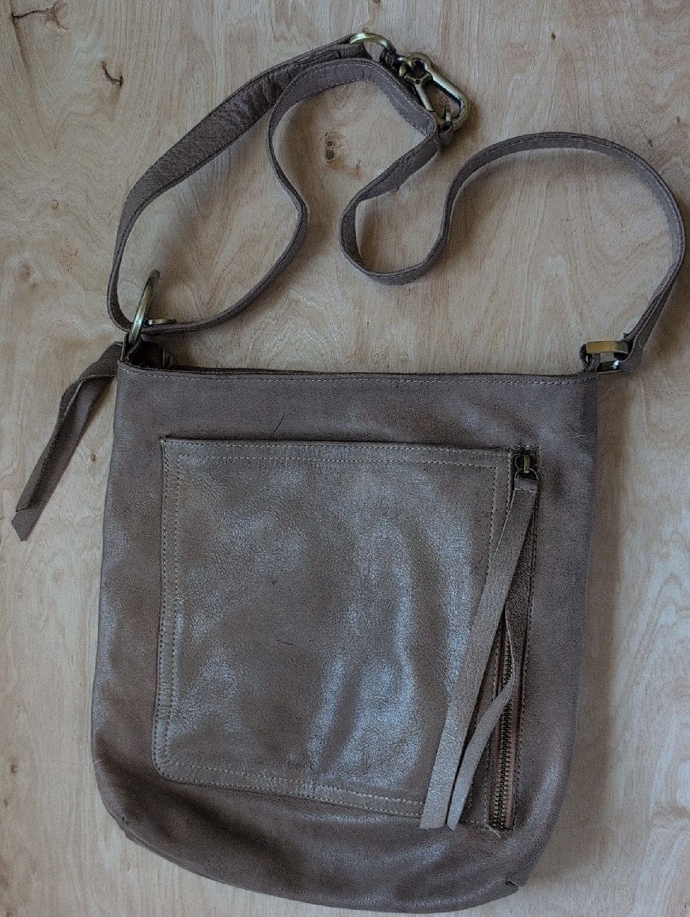 Carla Mancini Riley Leather Handbag Metallic Distressed Leather Made In USA